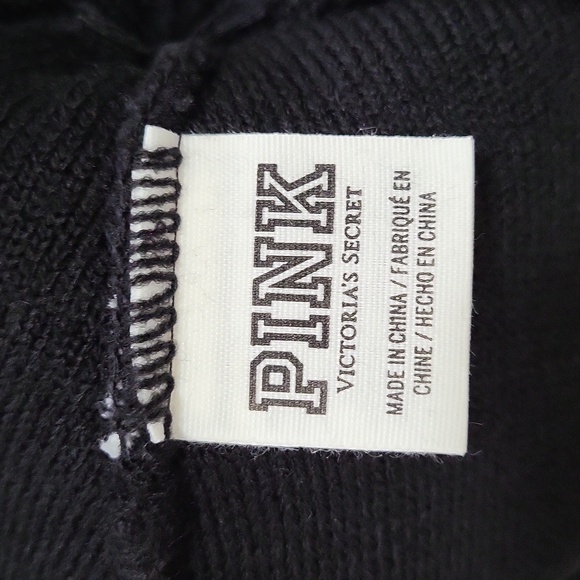 NWOT VS PINK Knit Pom Pom Hat - Picture 5 of 6